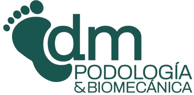 DM Podología - Logo